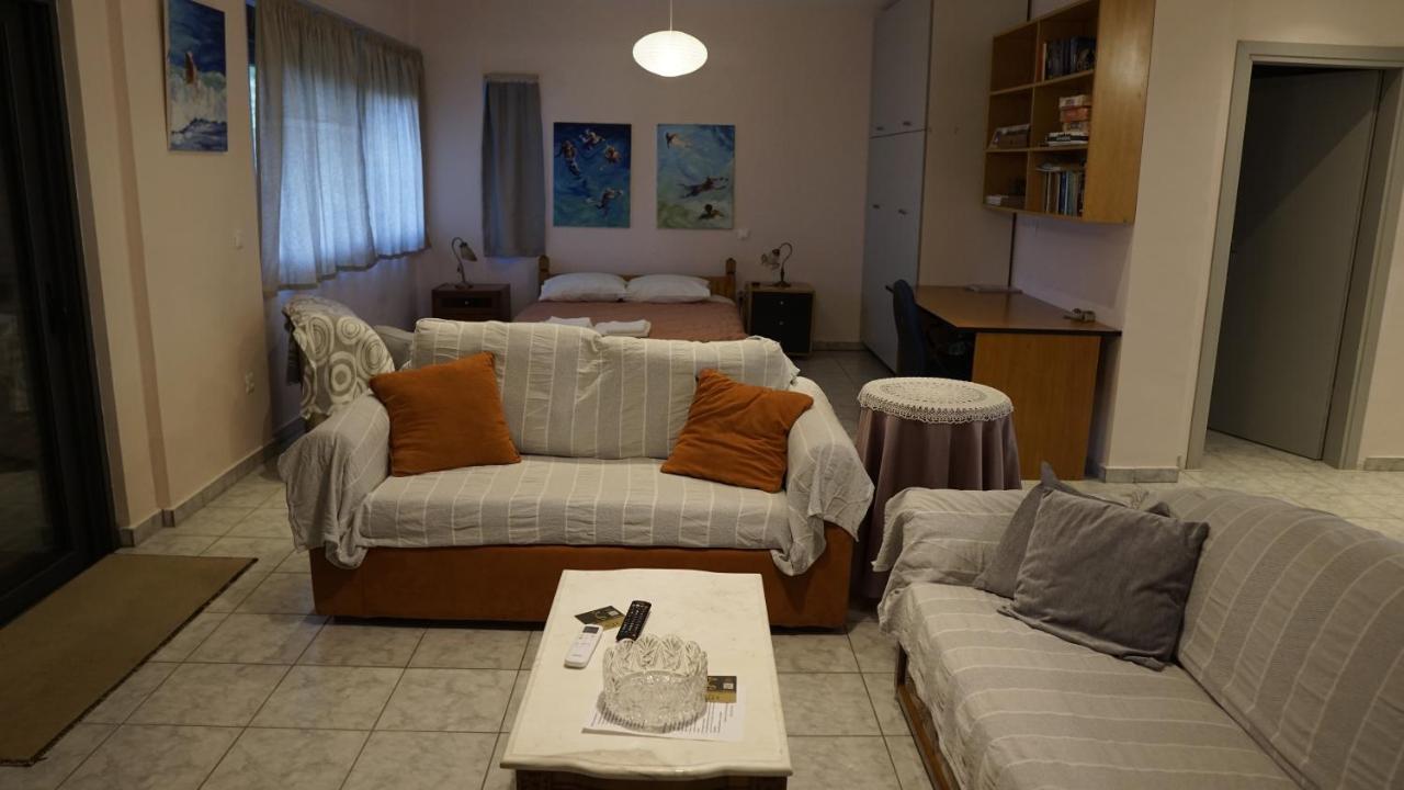 Romanos Patras Studio Exteriér fotografie