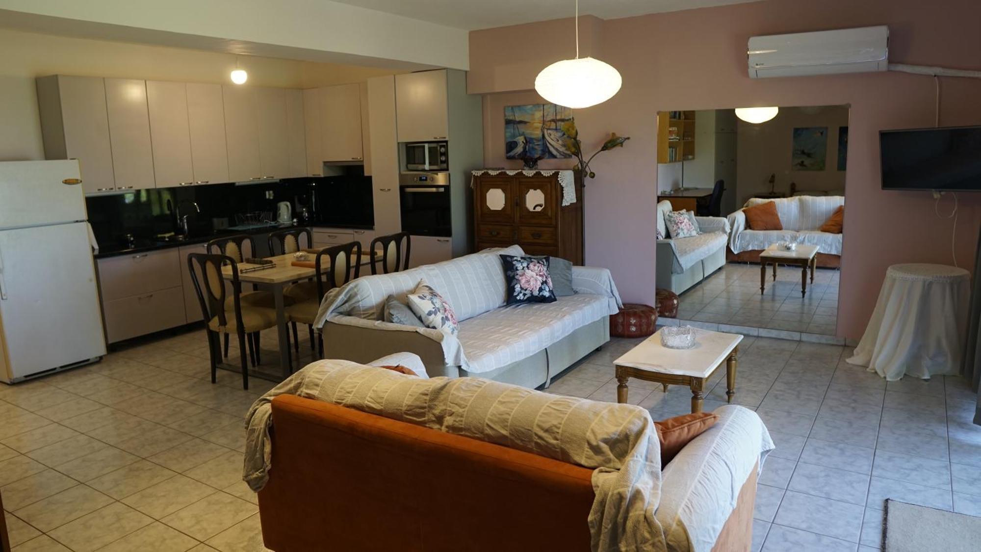 Romanos Patras Studio Exteriér fotografie