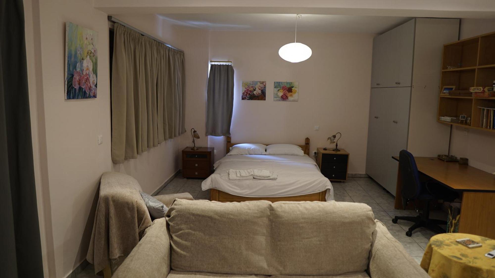Romanos Patras Studio Exteriér fotografie